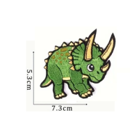 Strijkembleem dino triceratops