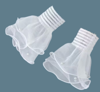 Losse mouwtjes wit parels